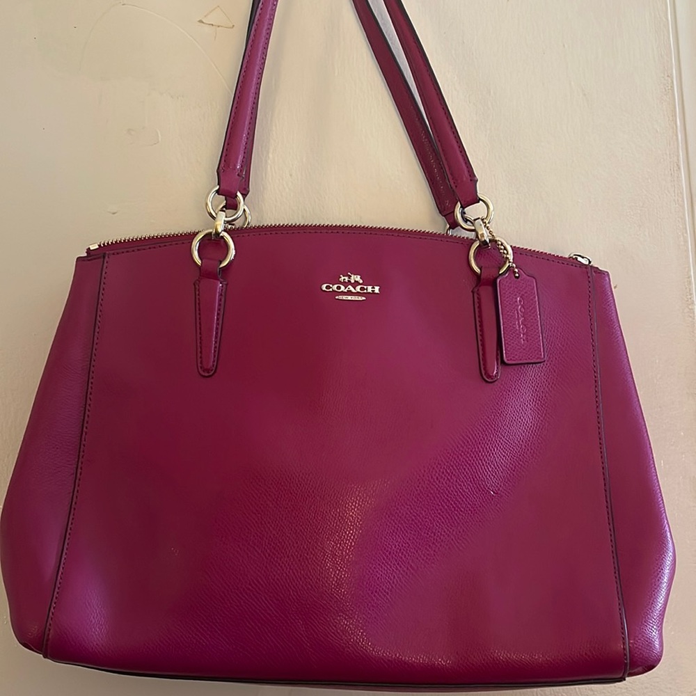 Leather coach bag. 100% authentic or $ Back. Bought from coach